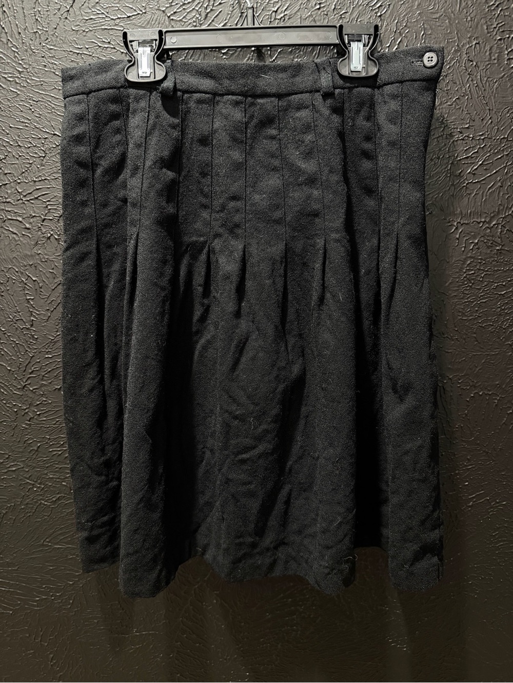 Jones New York Black Pleated A-Line Skirt